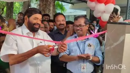 കോട്ടയം: കാൻസർ രോഗികളുടെ കൂട്ടിരിപ്പുകാർക്കുള്ള വിശ്രമകേന്ദ്രം മെഡിക്കൽ കോളേജിൽ മന്ത്രി വി.എൻ വാസവൻ സമർപ്പിച്ചു