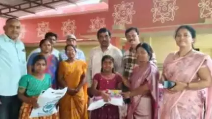 కమలాపురం: ప్రభుత్వం అందించే ఉచిత పుస్తకాల కిట్లను విద్యార్థులు సద్వినియోగం చేసుకోవాలి: చెన్నూరులో ఎంపీడీఓ