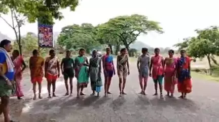 మంత్రాలయం: ఏరువాక పౌర్ణమి పండుగ వేడుకలలో భాగంగా హులికన్విలో మహిళలకు పరుగు పందెం