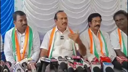 పట్టణంలో శుక్రవారం జరిగే వైయస్ షర్మిల సభను జయప్రదం చేయండి: కాంగ్రెస్ జిల్లా కమిటీ