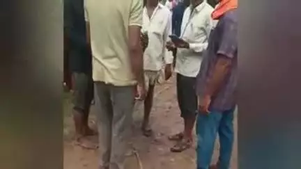 किनवट: आप्पाराव पेठ येथे अचानक नाल्याला आलेल्या पुराने बैलगाडीसह चारजण गेले वाहून,तिघांना आले वाचवण्यात तर लहान मुलाचा मृत्यू