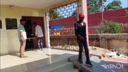 लातेहार: चंदवा चेटर रेलवे स्टेशन के बीच ट्रेन से कटकर महिला की मौत