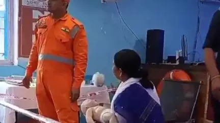খয়রাশোল: খয়রাশোলে বিপর্যয় মোকাবিলায় সচেতনতা ও প্রশিক্ষণ শিবির অনুষ্ঠিত হলো, উপস্থিত BDO