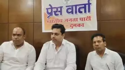 दुमका: अहमदाबाद विमान हादसे के कारण भाजपा ने कार्यक्रम रद्द किया, अमित मंडल ने जताया शोक
