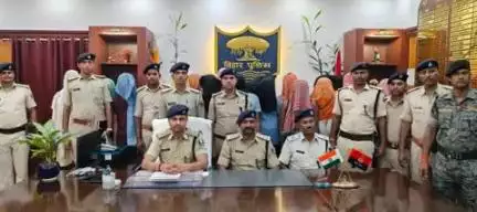 कटिहार जिला के कोढ़ा थाना के पुलिस द्वारा कोढ़ा गैंग के विरुद्ध की गई बड़ी कार्रवाई I