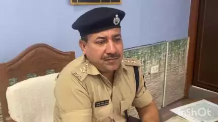 डुमरांव: विश्व बाल श्रम निषेध दिवस पर डुमरांव अनुमंडल क्षेत्र के थाना परिसरों में जागरूकता कार्यक्रम आयोजित