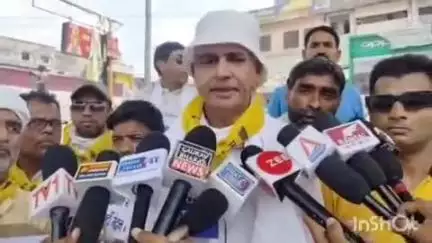 हुज़ूर: रीवा: आम आदमी पार्टी का उग्र प्रदर्शन, स्वास्थ्य मंत्री राजेंद्र शुक्ला के इस्तीफे की मांग