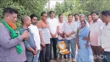 घाटशिला: महुलिया गांव में झारखंड आंदोलनकारी स्व. ओंकार शर्मा की 22वीं पुण्यतिथि मनाई गई