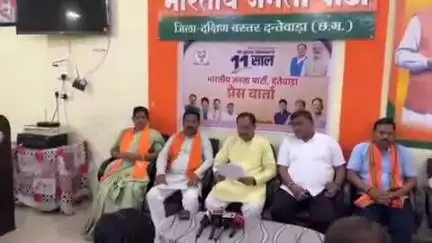 दंतेवाड़ा: प्रधानमंत्री नरेंद्र मोदी जी के नेतृत्व में 11 वर्ष के ऐतिहासिक कार्यकाल ने देश को समृद्धि और खुशहाली की ओर किया अग्रसर