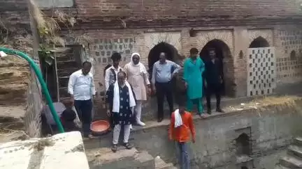 ब्यावरा: नगर पालिका ने कराई गुलाब शाह की बावड़ी की साफ-सफाई