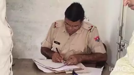 प्रतापगढ़: थड़ा गांव में खेत पर काम करते समय सांप ने किसान को डसा, मौत के बाद रठाजना थाना क्षेत्र की पुलिस ने PM के बाद शव सौंपा