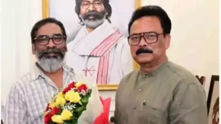 लोहरदगा: रांची में लोहरदगा सांसद सुखदेव भगत ने सीएम हेमंत सोरेन से की मुलाकात, राज्य और क्षेत्रीय विकास पर हुई चर्चा
