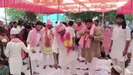 पूरनपुर: हाइवे के पास स्थित हजरत पीर बाबा का सालाना उर्स कुल शरीफ के साथ हुआ समापन