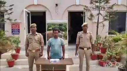 पलिया: भीरा पुलिस ने मारपीट और दंगा भड़काने के मामले में एक आरोपी को 315 बोर तमंचा और 2 जिंदा कारतूस के साथ किया गिरफ्तार