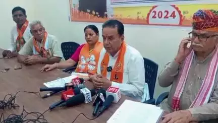 नागौर: नगर परिषद सभापति व पार्षदों के बीच चल रही खींचतान पर संसदीय कार्य मंत्री का बयान- कुछ भी कहना जल्दबाजी है