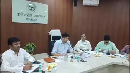 गाज़ीपुर: गाजीपुर में अंतर्राष्ट्रीय योग दिवस की तैयारियां शुरू, 15 से 21 जून तक मनाया जाएगा योग सप्ताह