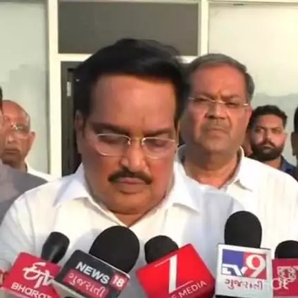 અમદાવાદ શહેર: સીઆર પાટીલ રવિજય રુપાણીના નિધનની કરી પુષ્ટી