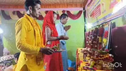 तुलसीपुर: थारू बाहुल्य ग्राम गोडनी में पांच कुंडीय गायत्री महायज्ञ का आयोजन हुआ