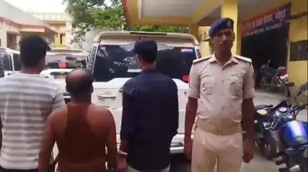 मधेपुरा: मधेपुरा में मद्यनिषेध विभाग की बड़ी कार्रवाई, अवैध शराब जब्त, तीन गिरफ्तार