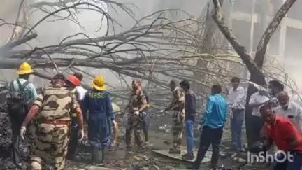 भवारना: विधायक विपिन सिंह परमार ने अहमदाबाद हादसे में मृतकों के प्रति भावभीनी श्रद्धांजलि अर्पित की
