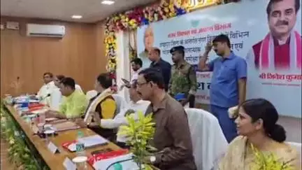 शेखपुरा: बिहार के नगर विकास मंत्री जीवेश कुमार ने ज़िले में लगभग ₹59 करोड़ की योजनाओं का किया शिलान्यास व उद्घाटन