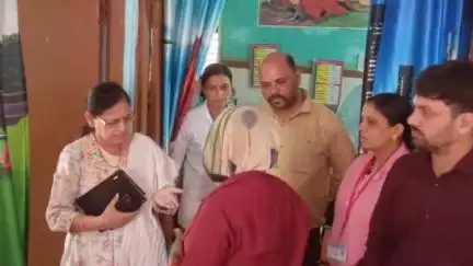 सैलाना: सामुदायिक स्वास्थ्य केंद्र बाजना में सीएमएचओ डॉक्टर संध्या बेलसरे की अध्यक्षता में बैठक आयोजित की गई