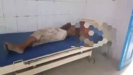 कुचायकोट: थाना जलालपुर बाजार में बाइक चोरी करते एक व्यक्ति को लोगों ने रंगे हाथ पकड़ा, पिटाई कर पुलिस को सौंपा