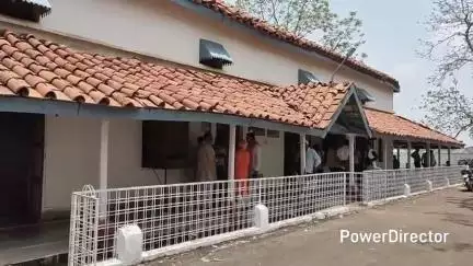 नैनपुर: 114 साल पुराना अंग्रेजों के जमाने का विश्राम भवन हुआ जर्जर, दुर्घटना की आशंका