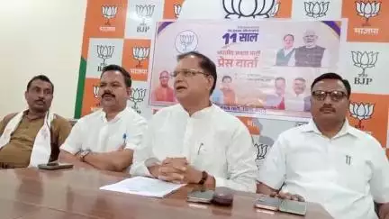 बदायूं: बीजेपी कार्यालय पर भाजपा सरकार के 11 साल पूरे होने पर प्रेस वार्ता का आयोजन, सिडको अध्यक्ष ने प्लेन हादसे पर जताया दुःख