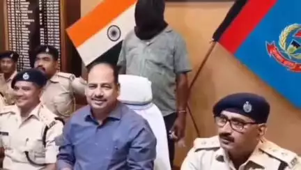 कांके: नामकुम थाना क्षेत्र से ₹500 के जाली नोट के साथ एक आरोपी गिरफ्तार