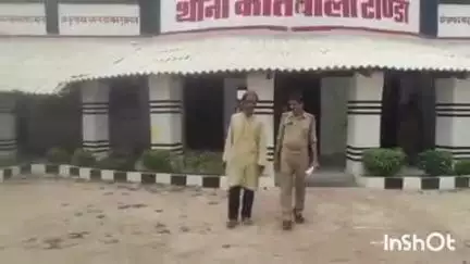 टांडा: सूरापुर निवासी आरोपी को टांडा पुलिस ने घर में घुसकर मारपीट और जान से मारने की धमकी देने के मामले में किया गिरफ्तार