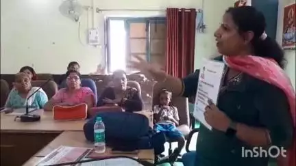 बिसौली: आसफपुर में प्री प्राइमरी आंगनवाड़ी कार्यत्रियों का प्रशिक्षण कार्यक्रम आयोजित किया गया