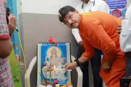 ఆర్మూర్: అంకాపూర్ ప్రభుత్వ పాఠశాలలో ప్రొఫెసర్ జయశంకర్ బడిబాట కార్యక్రమంలో పాల్గొన్న ఎమ్మెల్యే రాకేష్ రెడ్డి