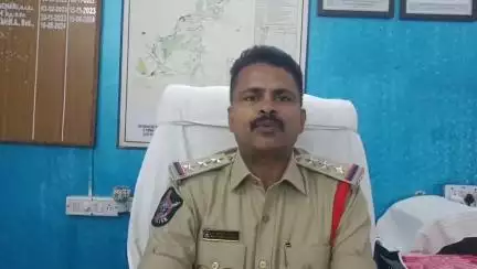 తండ్రిని కొడుకు చంపిన హత్య కేసు వివరాలను వెల్లడించిన వన్ టౌన్ సీఐ మహేశ్వర్