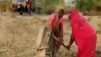 करेली: ग्राम ढिलवार में पानी की समस्या से जूझ रहे ग्रामीण, अफसर नहीं ले रहे सुध