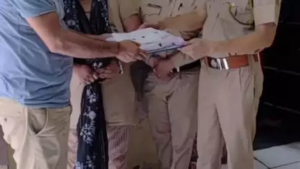 पांवटा साहिब: वार्ड-10 में डिटेक्शन सेल ने 9 ग्राम स्मैक व ₹14,000 नकदी के साथ आरोपी महिला को किया गिरफ्तार