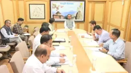 शिमला शहरी: मुख्यमंत्री ने शिमला में की ज़िला कांगड़ा की विभिन्न विकास परियोजनाओं की समीक्षा