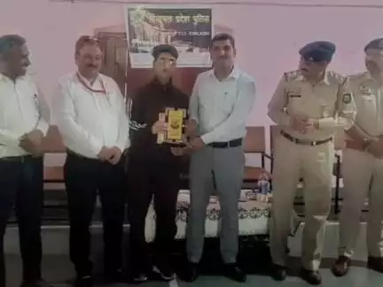 सुंदर नगर: ड्रग जागरूकता अभियान के तहत सुंदरनगर में कार्यक्रम आयोजित, DSP ने कहा- जिंदगी में भले ही मजदूर बनो पर मजबूर कभी ना बनना