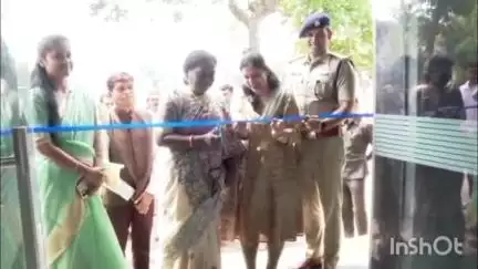 కరీంనగర్: క్యాన్సర్ ముందస్తు నిర్ధారణకు స్వీయ పరీక్ష తప్పనిసరి: కలెక్టర్ పమేలా సత్పతి