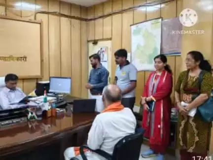 बांधवगढ़: सक्षम टीम ने कलेक्टर से भेंट कर अपनी गतिविधियों की दी जानकारी