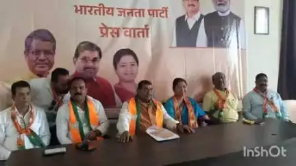 चाईबासा: भाजपा जिला कार्यालय में केंद्र सरकार के 11 वर्ष पूर्ण होने पर बैठक और प्रदर्शनी का आयोजन किया गया