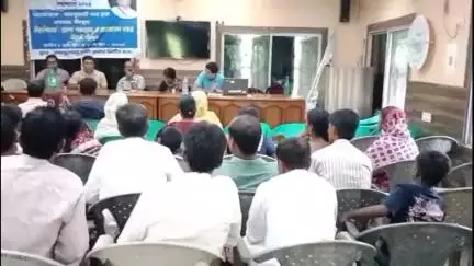 রামপুরহাট ২: রামপুরহাট 2 নম্বর ব্লকে গ্রাম পঞ্চায়েতের জন প্রতিনিধিদের নিয়ে আয়োজিত কর্মশালা, উপস্থিত BDO সহ অন্যরা