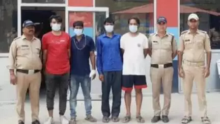 नारासन: मंगलौर कोतवाली पुलिस ने अलग-अलग जगह पर लड़ाई-झगड़ा कर शांति व्यवस्था भंग करने वाले 4 लोगों को किया गिरफ्तार