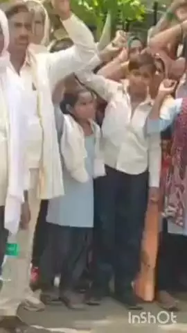 भरतपुर: भरतपुर के बयाना के 5 गांव के लोग अवैध शराब बिक्री से परेशान होकर कलेक्टर को ज्ञापन देने पहुंचे