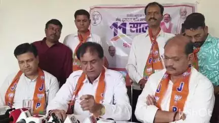 प्रतापगढ़: मोदी सरकार के 11 साल सेवा, सुशासन और सुरक्षा को समर्पित: कृपलानी, भाजपा कार्यालय में योजनाओं की दी जानकारी