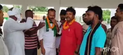 बाराहाट: बाराहाट में राजद पार्टी के एहसान निजामी उर्फ चांद बने नए प्रखंड अध्यक्ष