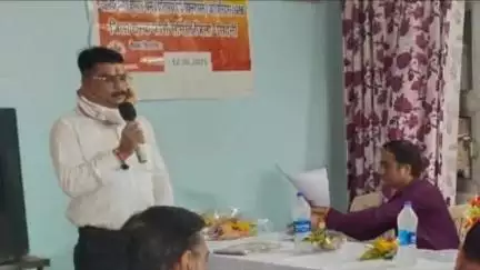 कुरई: होटल नटराज में विश्व बाल श्रम निषेध दिवस पर बैठक संपन्न