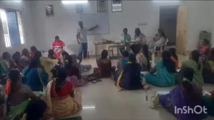 పూతలపట్టు: తవణంపల్లి వెలుగు కార్ పి ఎం సూర్యా గర్ స్కీం కింద సోలార్ సిస్టం  పై అవగాహన