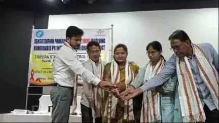 আমবাসা: আমবাসা টাউন হলে এইচ আই ভি এইডস এর উপর সচেতনতা মূলক কর্মসূচি