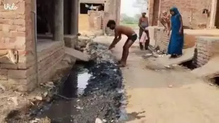 ताखा: ताखा ब्लाक क्षेत्र के ग्राम अमथरी में गंदगी का आलम, सफाई कर्मचारी फरार, बीमारियों का मंडराया खतरा